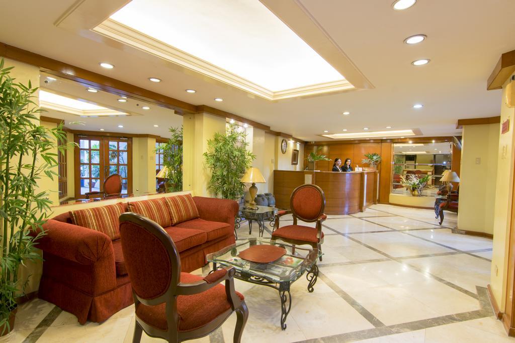 The Manor Hotel Davao City Exteriör bild